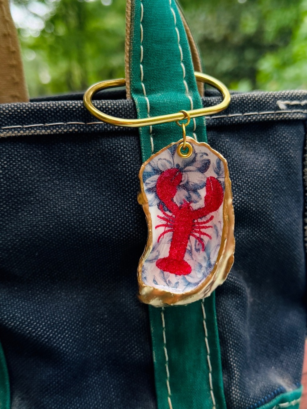 Beautiful Lobster Oyster Shell Tote Bag Charm – Great for Women or Kids/Teens!